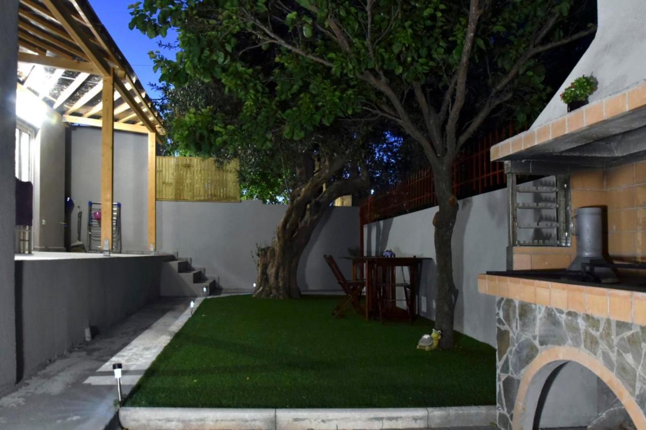 Vila Αqua Blue Agios Spyridon  Exteriér fotografie